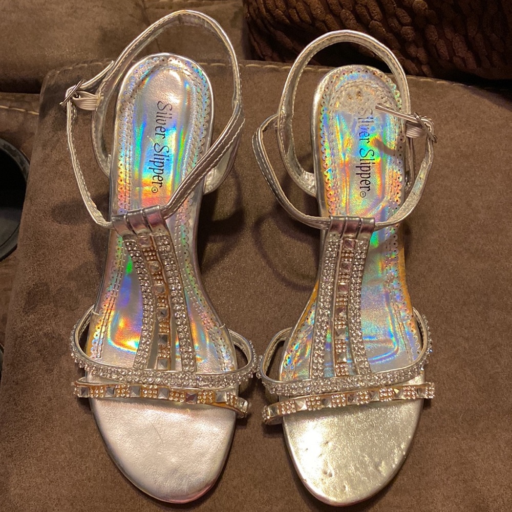 Dress shoes